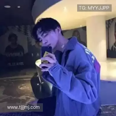 伏曼凤